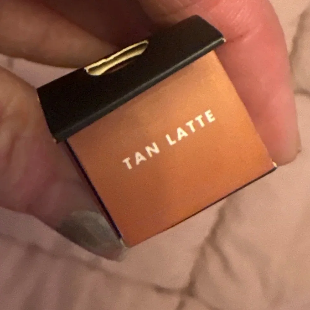 NEW‎ e.l.f. Womens Tan Latte 16HR Camo Concealer 0.203 oz Full Coverage